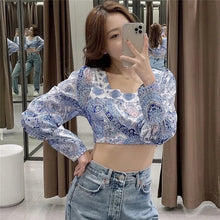 Load image into Gallery viewer, Spring Vintage Blue Print Crop Top Women Long Puff Sleeve