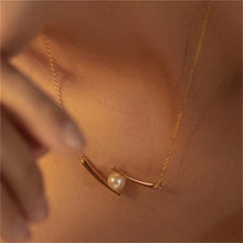 Load image into Gallery viewer, Stick Pearl Necklace for Women Hot Fashion Creative Clavicle Chain