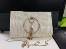 Load image into Gallery viewer, Straw Zinc Alloy Tassels Handbag For Women Wedding Party Clutch