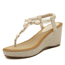 Load image into Gallery viewer, Summer new women's sandals. Metallic jewelry rhinestone rubber