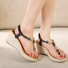Load image into Gallery viewer, Summer new women's sandals. Metallic jewelry rhinestone rubber