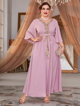 Load image into Gallery viewer, Elegant Dress With Tassel Tie