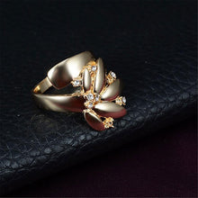 Load image into Gallery viewer, Topkeeping Brand Fashion Jewelry Zircon Pendant Luxuriant Elegant