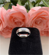 Load image into Gallery viewer, Unique Hammer Ring Women Tungsten Carbide Wedding Band With Multi Face