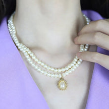 Load image into Gallery viewer, Vintage Baroque Elegant White Imitation Pearl Choker Necklace Big