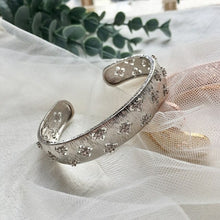 Load image into Gallery viewer, Vintage Cuff Bangle Brushed Cut Four Leaf Flower Micro AAA Zircon