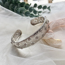 Load image into Gallery viewer, Vintage Cuff Bangle Brushed Cut Four Leaf Flower Micro AAA Zircon