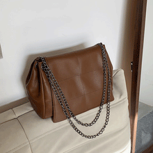 Load image into Gallery viewer, Vintage Handbags Women Bags Designer New Female Leather Messenger Bag