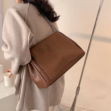 Load image into Gallery viewer, Vintage Handbags Women Bags Designer New Female Leather Messenger Bag