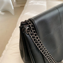 Load image into Gallery viewer, Vintage Handbags Women Bags Designer New Female Leather Messenger Bag