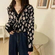 Load image into Gallery viewer, Women Autumn Cardigans V neck Cardigan Top Leopard - Sophornlilly