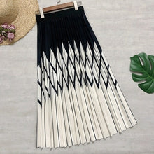 Load image into Gallery viewer, Women Long Skirts Rhombus Printing Plaid Patchwork Striped Cotton