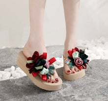 Load image into Gallery viewer, Beach Flip Flops Summer Platform