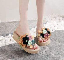 Load image into Gallery viewer, Beach Flip Flops Summer Platform