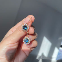 Load image into Gallery viewer, Women's Blue Snowflakes White Retro Elegant Exquisite Earrings