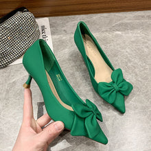 Load image into Gallery viewer, Fashion Pointed Bow knot Short Heels