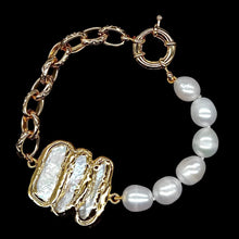Load image into Gallery viewer, Natural White Biwa Pearl Connector Cultured White Rice Pearl