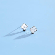 Load image into Gallery viewer, Sterling Silver Minimalist Flower Earrings For Women Shiny - Sophornlilly