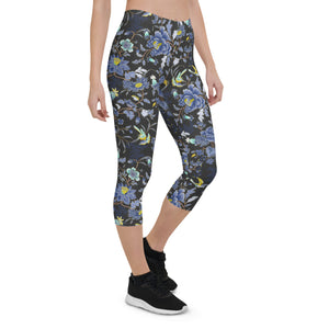 Oriental Floral Capri Leggings on Dark Gray