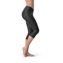 Load image into Gallery viewer, Womens Black Carbon Fiber Capri Leggings