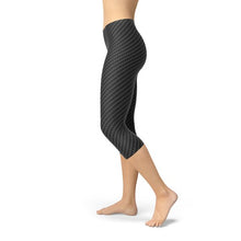 Load image into Gallery viewer, Womens Black Carbon Fiber Capri Leggings