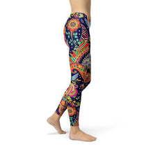 Load image into Gallery viewer, Womens Ornamental Blue Paisley Leggings
