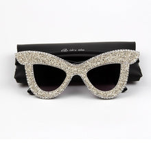 Load image into Gallery viewer, Luxury Rhinestone Cat eye Oversized Sunglasses